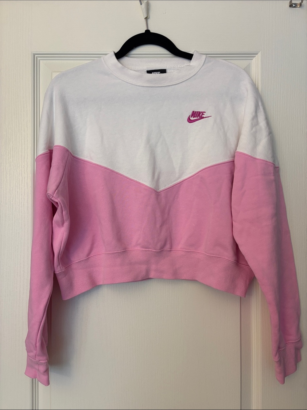 Nike Sportswear Pink & White Colorblock Chevron Crewneck Sweatshirt - Like New